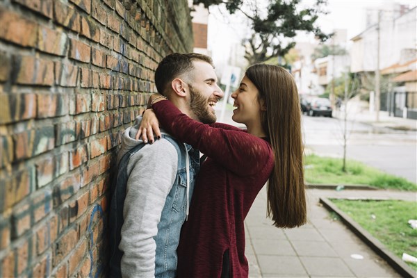 10 ideias de dates para sair da rotina