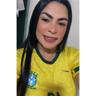 Luciana-180