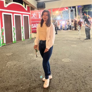 Adriana-272