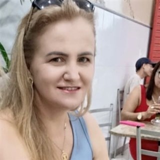 Paula-275