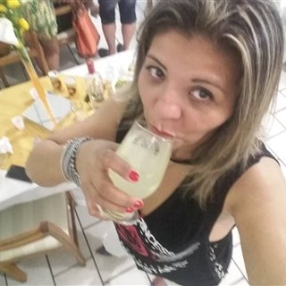 KellyReginaswMoura