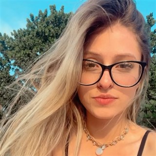 Vanessa-301