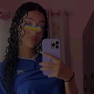 Larissa-96