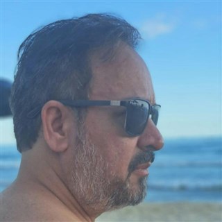 Carlos-1260