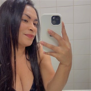 Luciana-180