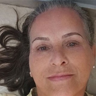 Júlia-47